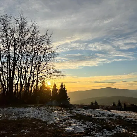Dom Na Wzgorzu Poreba (Myslenice)