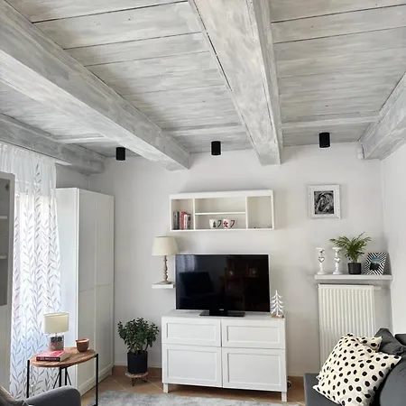 Dom Na Wzgorzu Poreba (Myslenice)