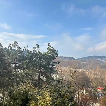 Dom Na Wzgorzu * Poreba (Myslenice)