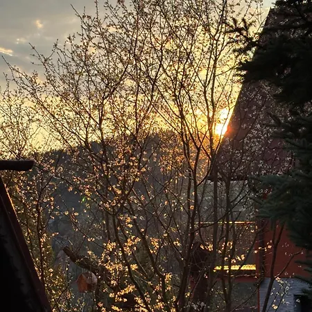 Dom Na Wzgorzu Villa Poreba (Myslenice)