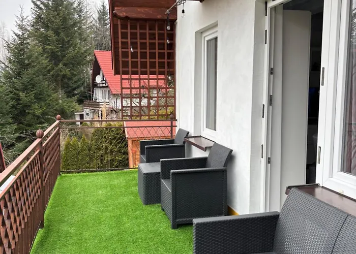 וילה Dom Na Wzgorzu Poreba (Myslenice)