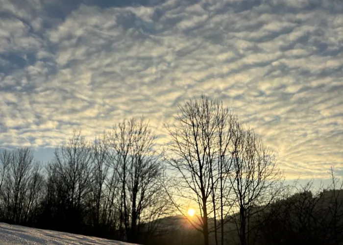 Dom Na Wzgorzu Poreba (Myslenice)