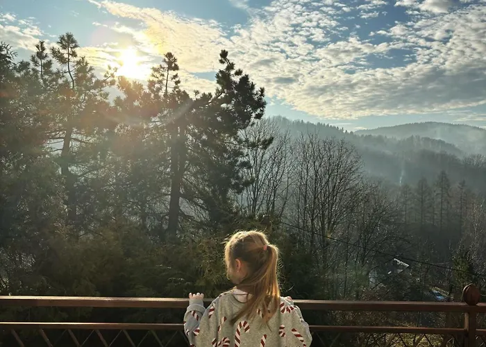 Dom Na Wzgórzu Villa Poreba (Myslenice)