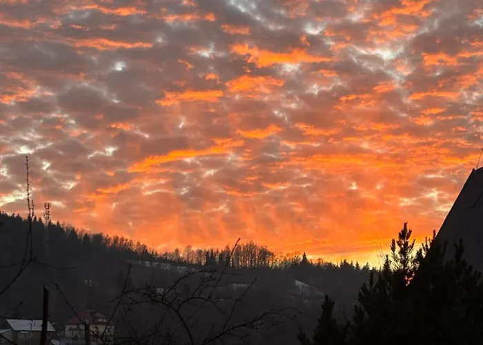 Dom Na Wzgórzu Poreba (Myslenice)