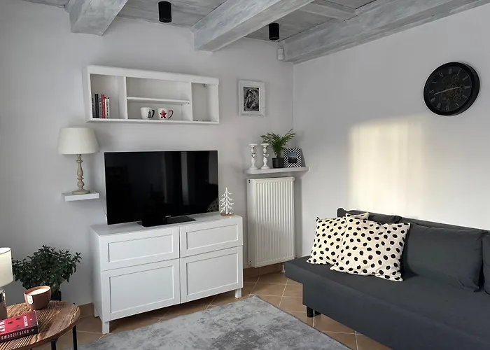 Dom Na Wzgórzu * Poreba (Myslenice)