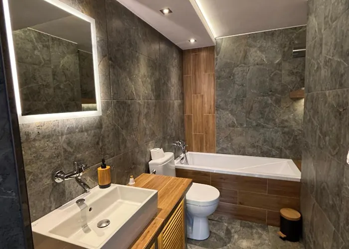 Dom Na Wzgórzu Villa Poreba (Myslenice)