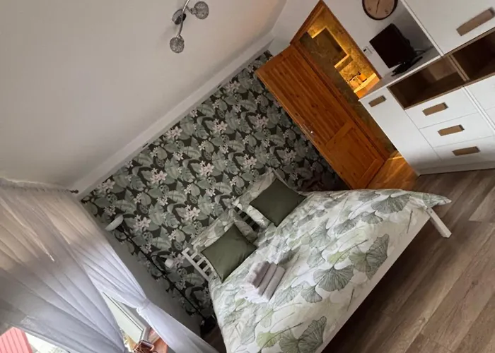 Dom Na Wzgórzu Poreba (Myslenice)