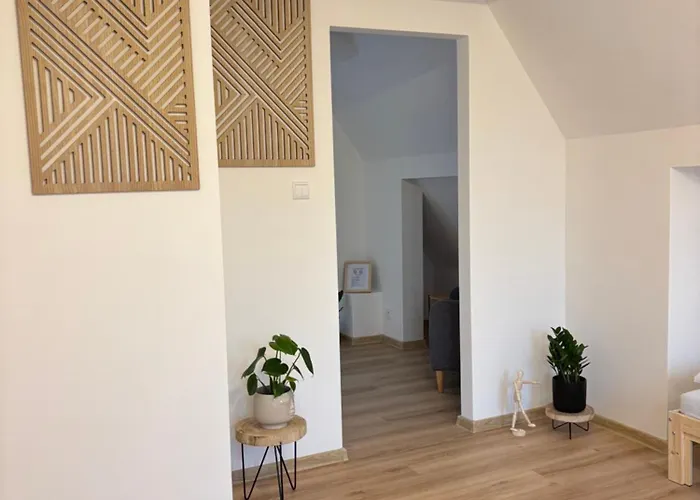 Dom Na Wzgorzu וילה