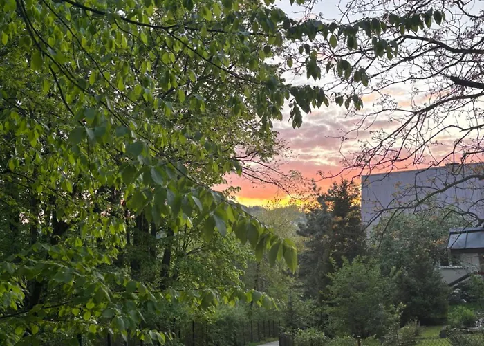 Dom Na Wzgórzu Villa Poreba (Myslenice)